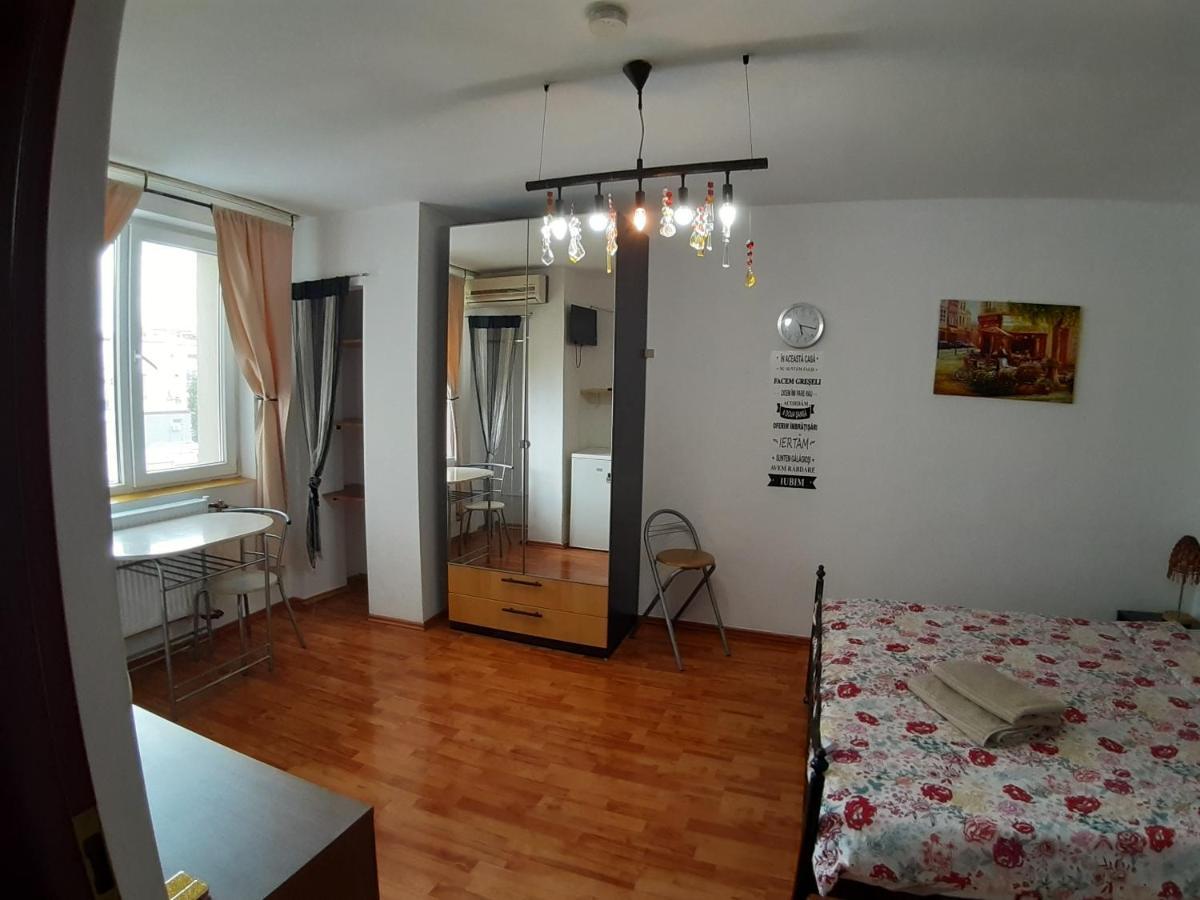 Appartement Piata Amzei Old Town à Bucarest Extérieur photo